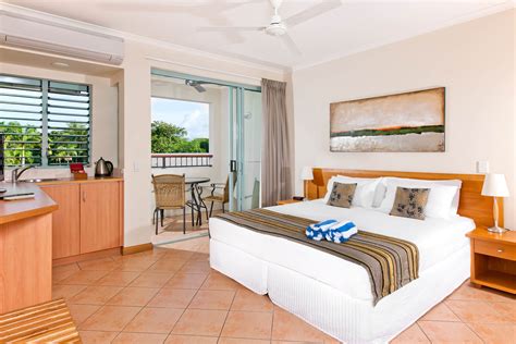 mantra in the village port douglas|Rooms available at Mantra in the Village Port Douglas .